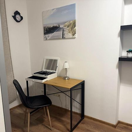 Cozy Apartments In Central Location With Free Parking Wien Exteriör bild