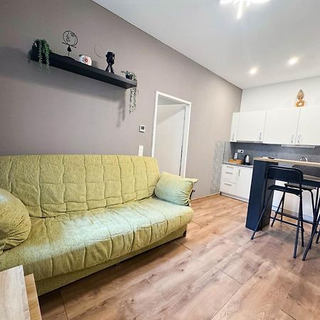 Cozy Apartments In Central Location With Free Parking Wien Exteriör bild