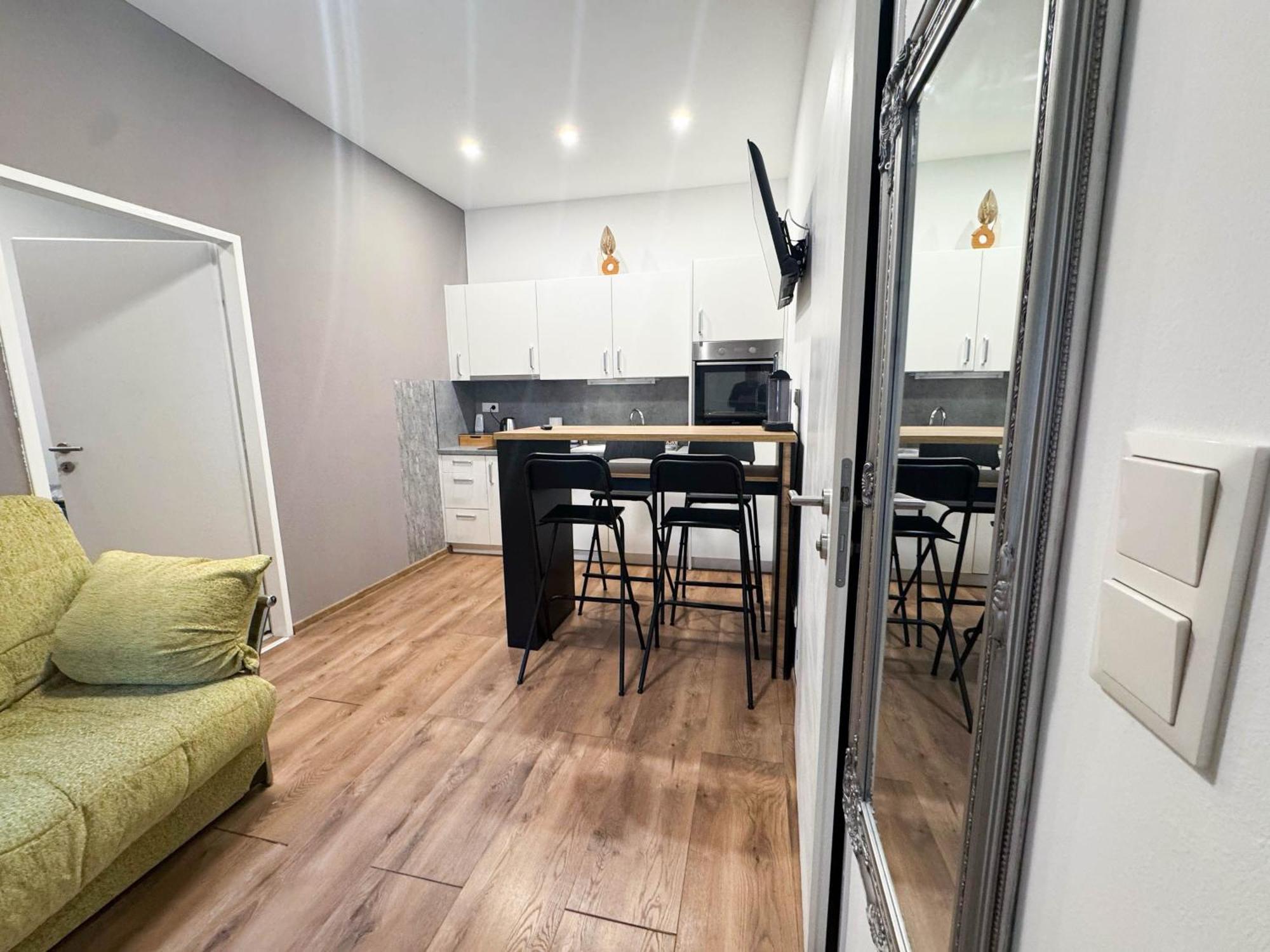 Cozy Apartments In Central Location With Free Parking Wien Exteriör bild