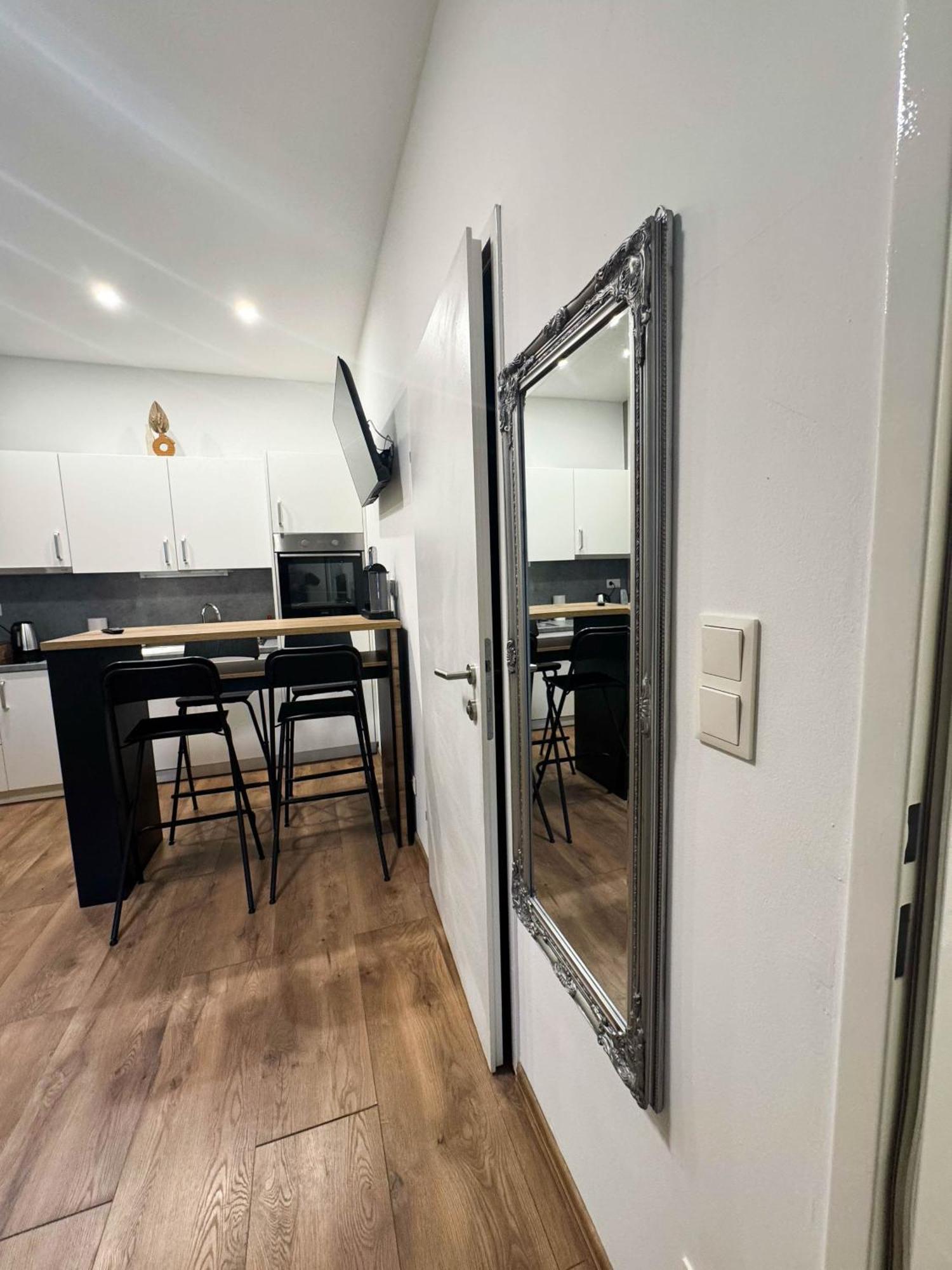 Cozy Apartments In Central Location With Free Parking Wien Exteriör bild